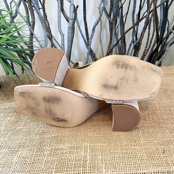 Steve Madden Varali Nude Rhinestone Block Heel Suede Sandals Size 10 - Picture 11 of 13
